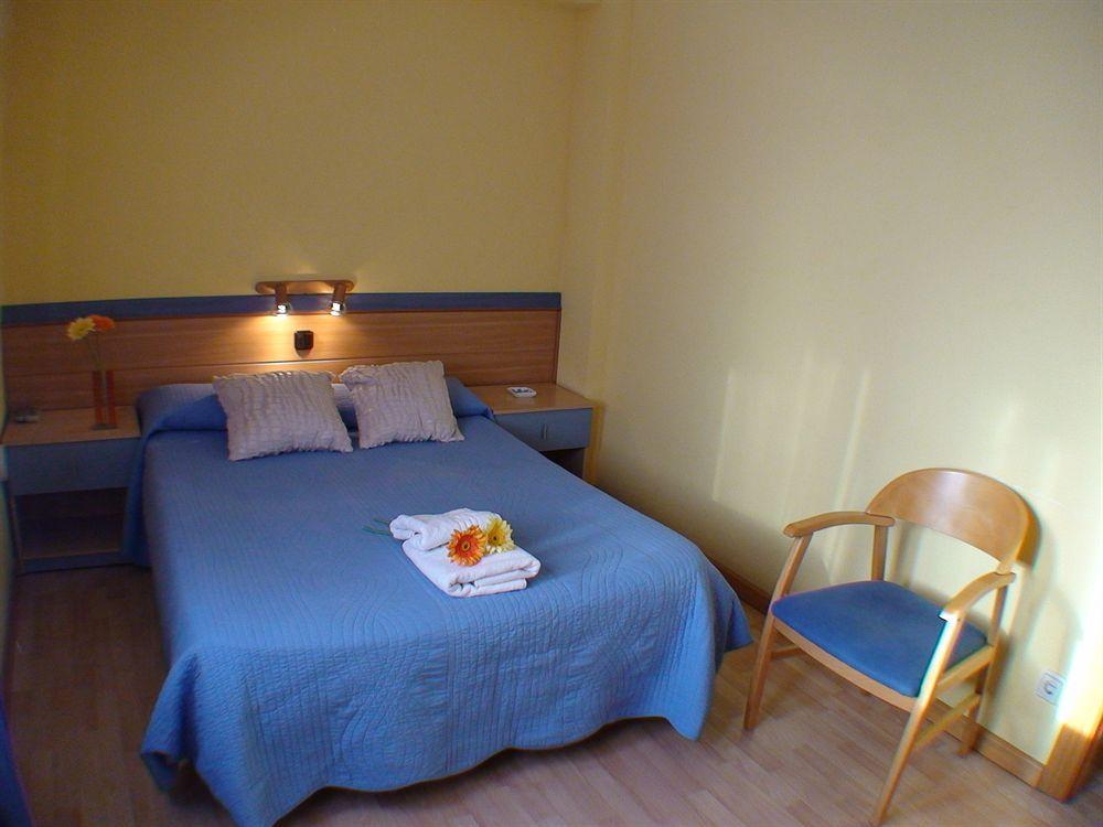 Hostal El Carmen Zaragoza Exteriör bild