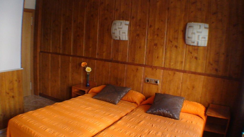 Hostal El Carmen Zaragoza Exteriör bild